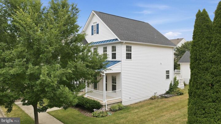 Property Photo:  341 Bullskin Street  WV 25414 