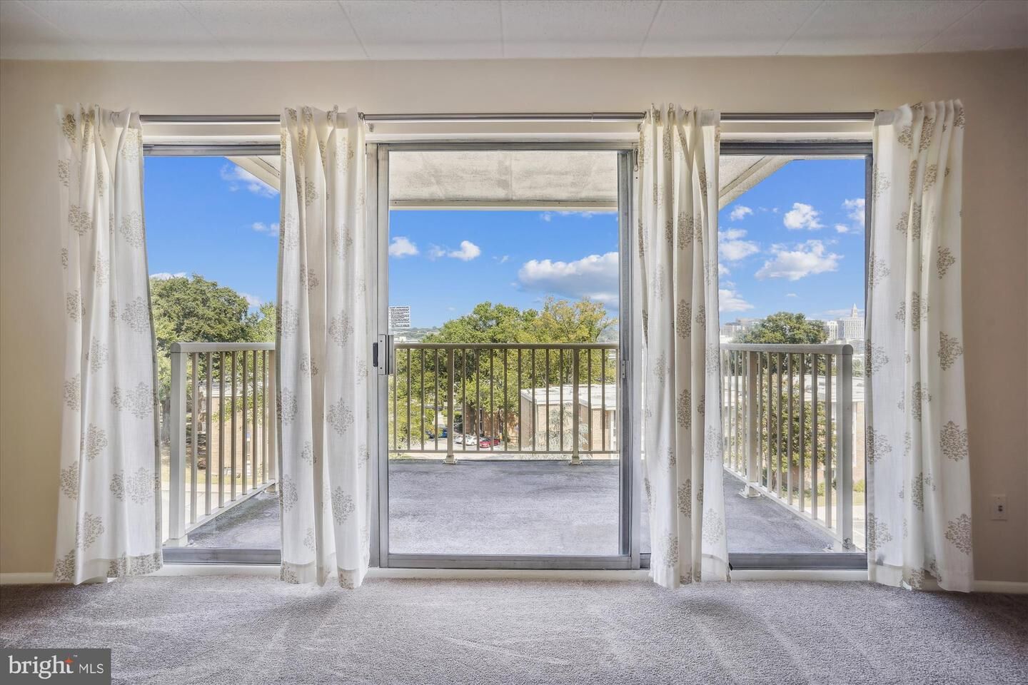 Property Photo:  2632 Wagon Drive 289  VA 22303 