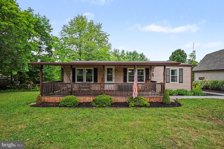 Property Photo: 49 Pickett Road PA 17315