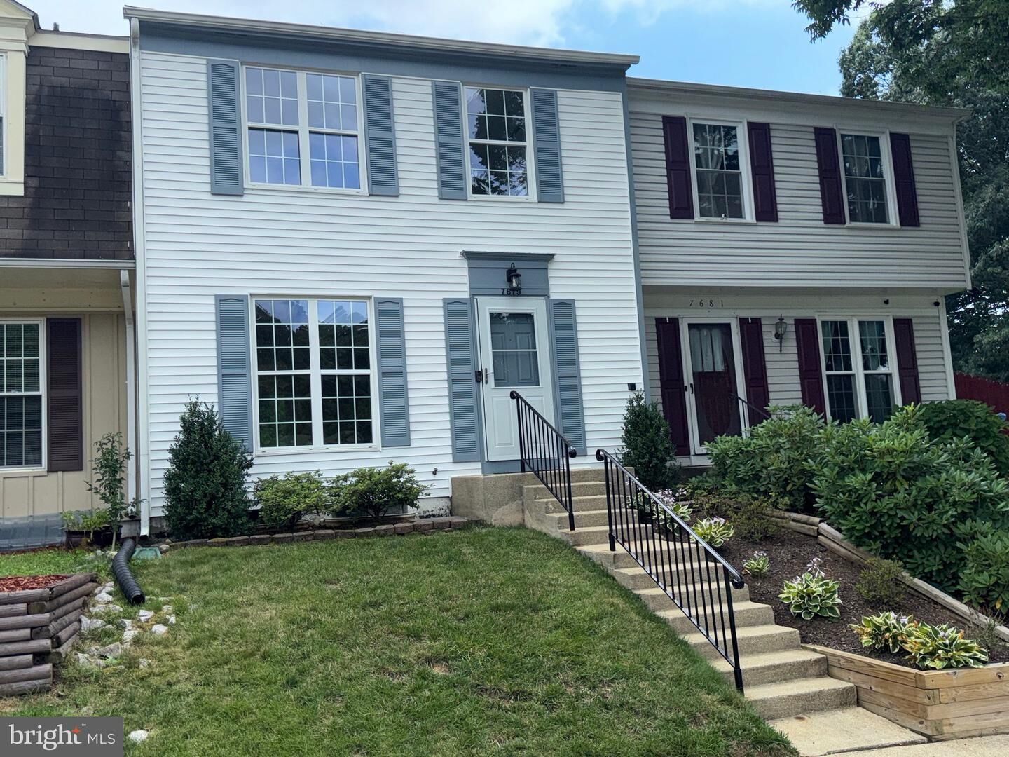 Property Photo:  7679 Sheffield Village Lane  VA 22079 