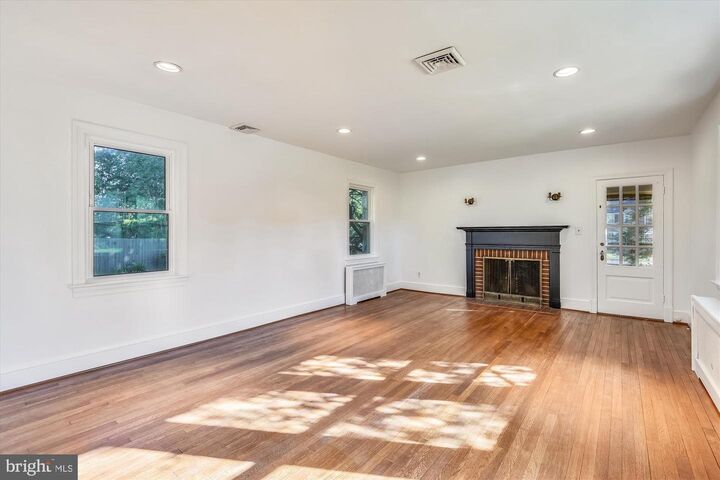 Property Photo:  400 Meadow Lane  VA 22042 