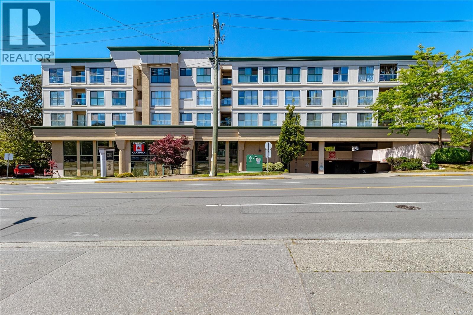 Property Photo: 3460 Quadra Street 409 BC V8X 1G6
