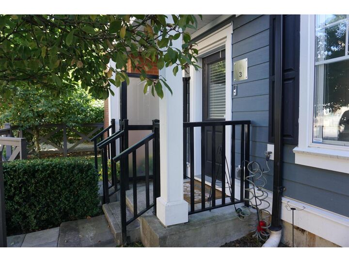 Property Photo:  16458 23A Avenue 3  BC V3Z 0L9 