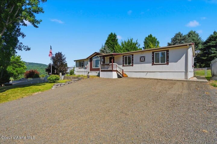 Property Photo:  62 Sunny Rd  ID 83861 