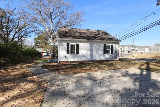 Property Photo:  120 N Belvedere Avenue  NC 28054 