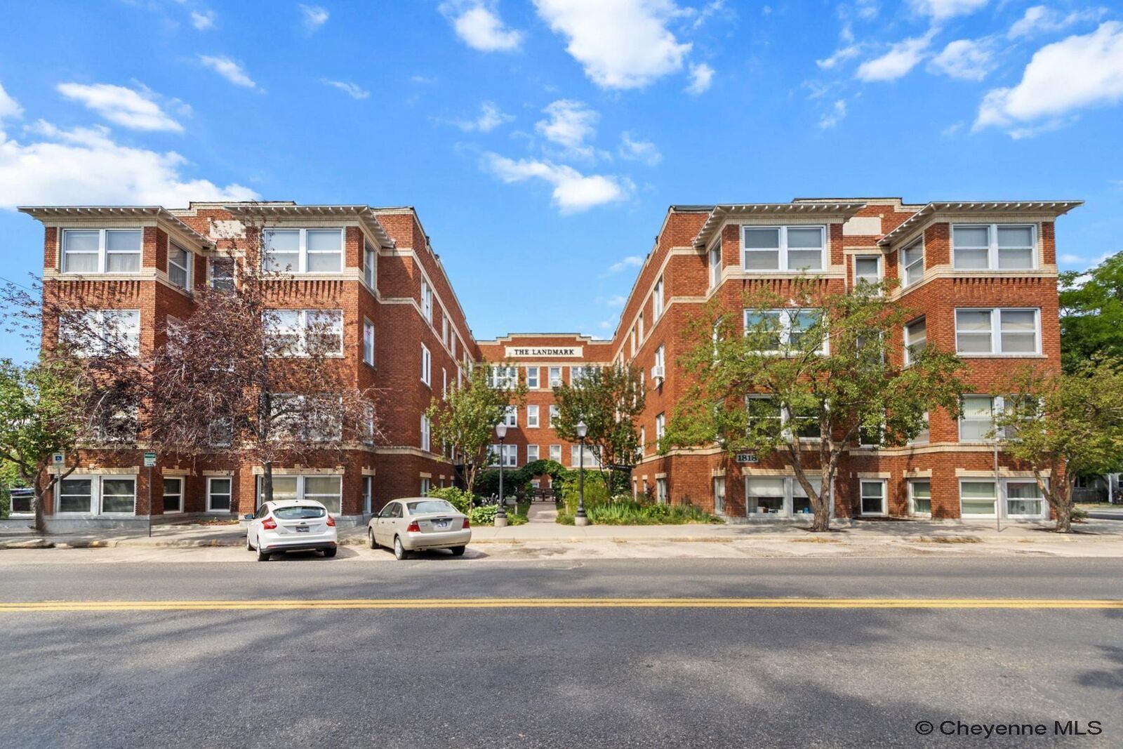 Property Photo:  1818 Evans Ave 215  WY 82001 
