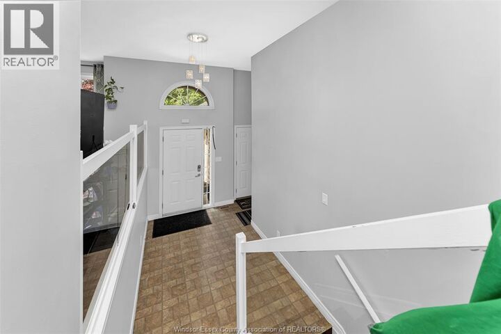 Property Photo:  2156 Dominion Boulevard  ON N9B 3H9 