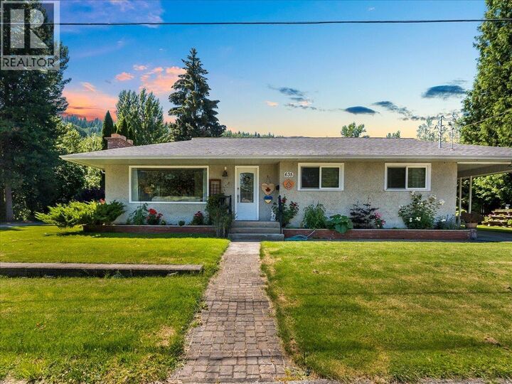 635 Jacobs Street — photo 1