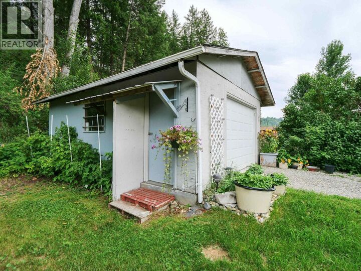 Property Photo:  510 Nason Street  BC V2J 3A1 