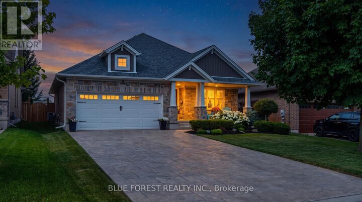 Property Photo:  3 Sutherland Court  ON N5P 3T3 