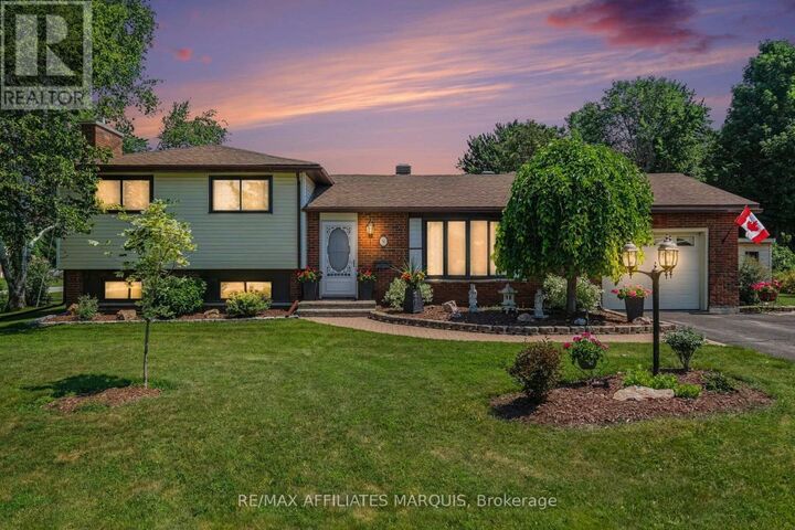 9 Forest Drive — photo 1