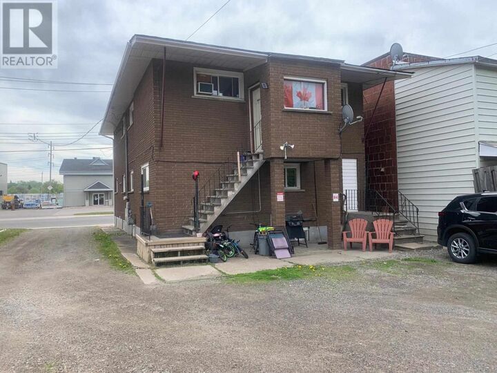 Property Photo:  485 Wellington St W  ON P6C 3T4 