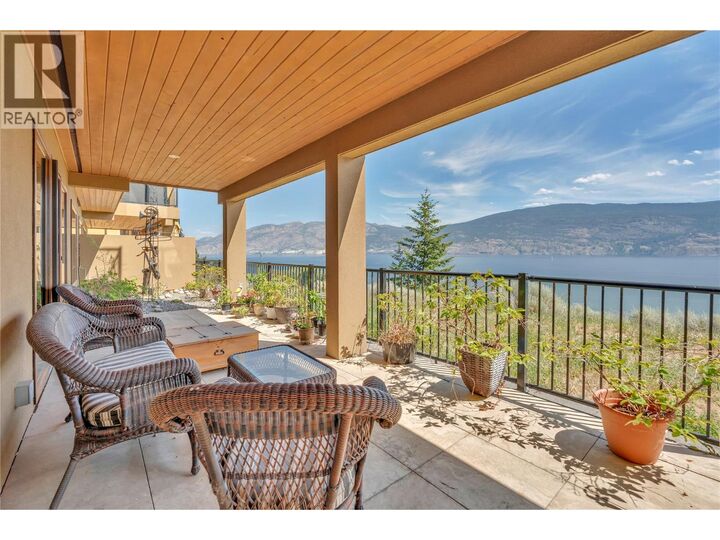 Property Photo: 14419 Downton Avenue 205 BC V0H 1Z1