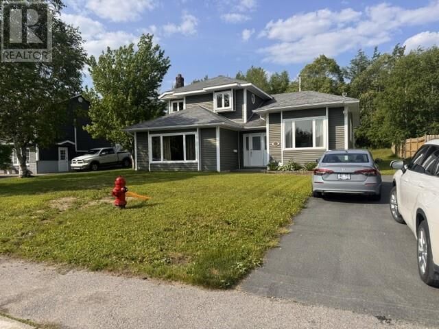 11 Towers Avenue — photo 1