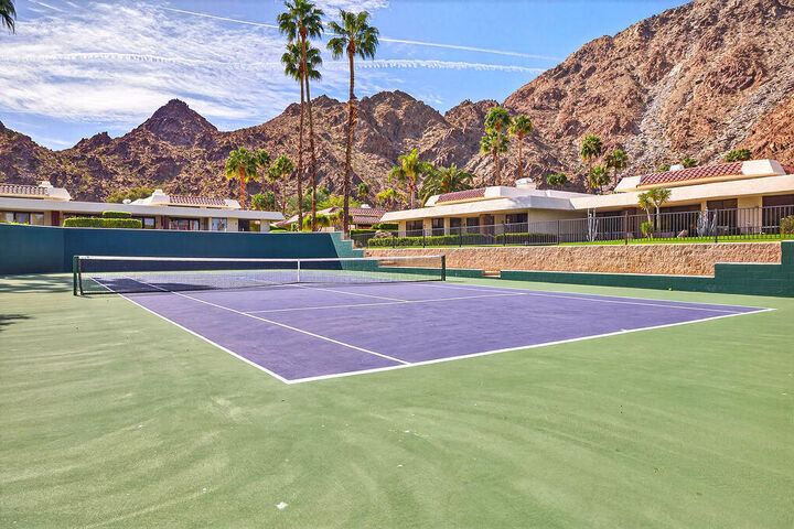 Property Photo: 77765 Cottonwood Cove CA 92210