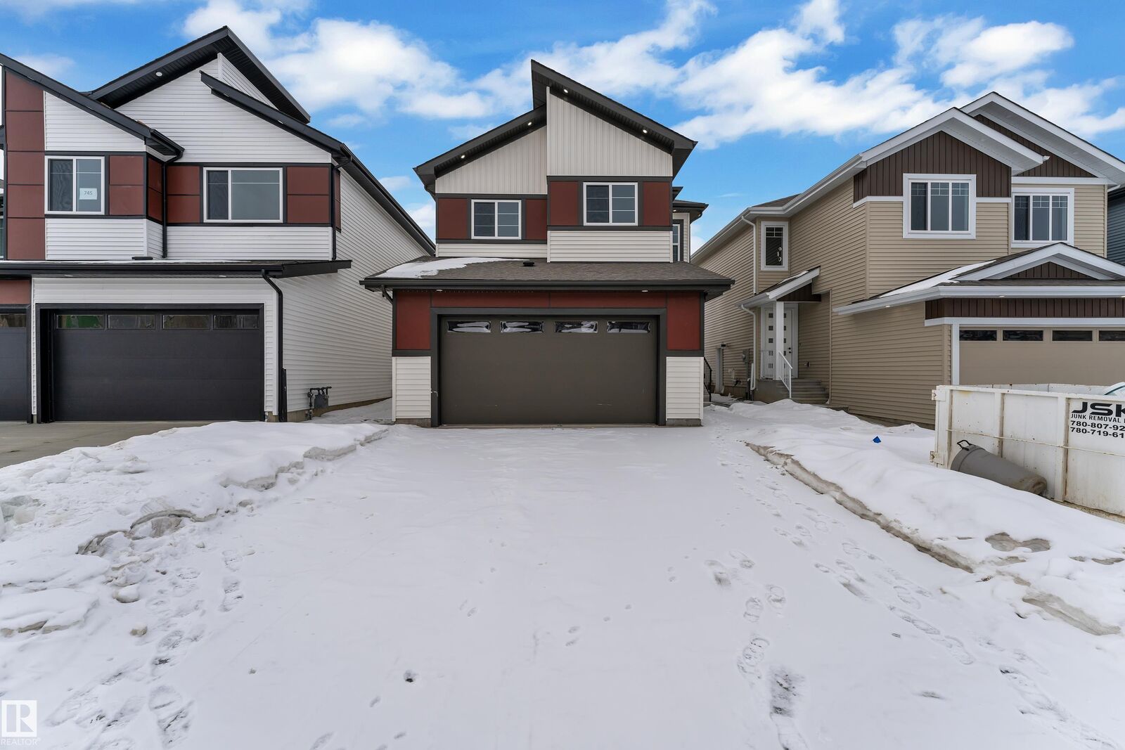 Property Photo: 741 Astoria Way AB T9G 0M7