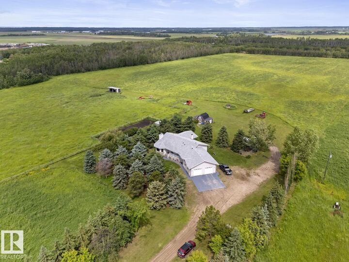 Property Photo:  45424 Hwy 660 Highway  AB T9N 2G6 