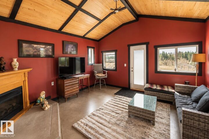Property Photo: 315 57201 Rng Rd 102 AB T0A 3A0