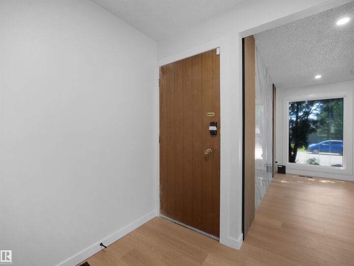 Property Photo:  8804 19 Avenue NW  AB T6K 1Z6 