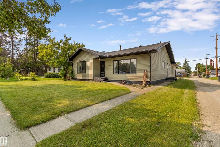 Property Photo: 4712 49 Avenue AB T7A 1H8