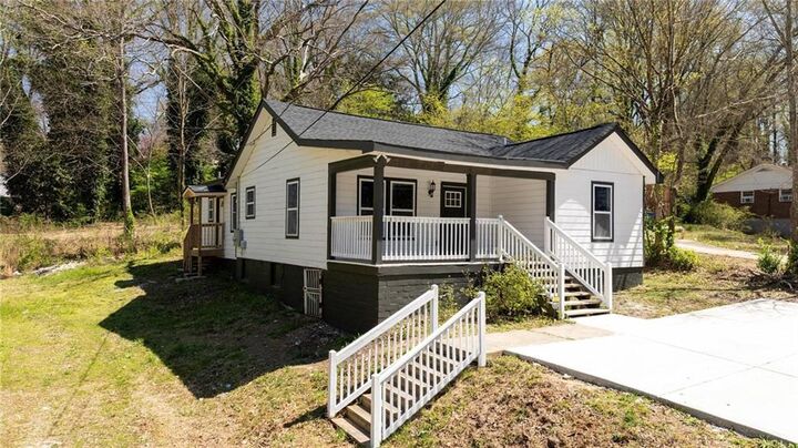 Property Photo:  665 S Eugenia Place NW  GA 30318 