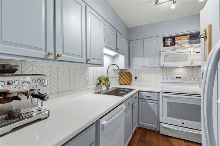 Property Photo:  4545 Wieuca Road NE 20  GA 30342 