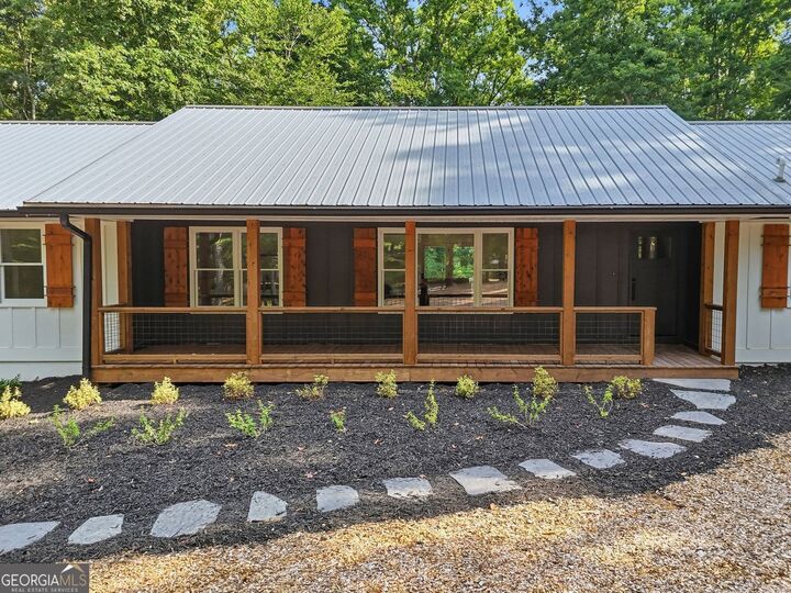 Property Photo: 627 Ammons Drive GA 30183