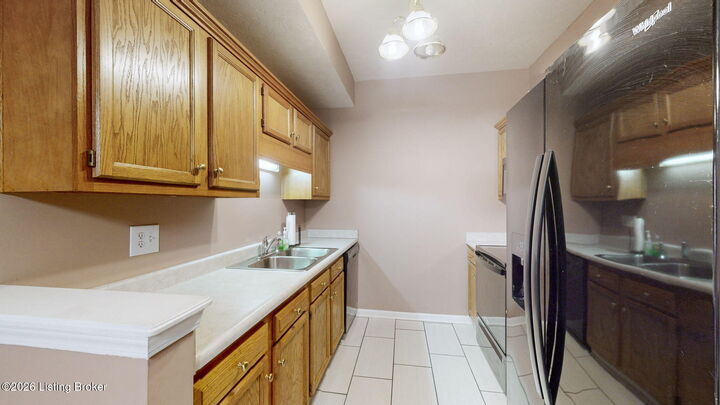 Property Photo: 5300 Carolina Crossings Way 101 KY 40219