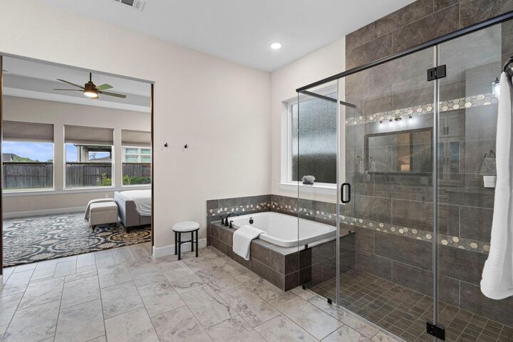 Property Photo:  1806 Sienna Grove Drive  TX 77459 