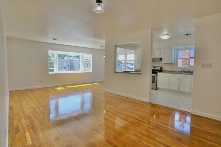 Property Photo:  6207 Newkirk Ave 2  NJ 07047 