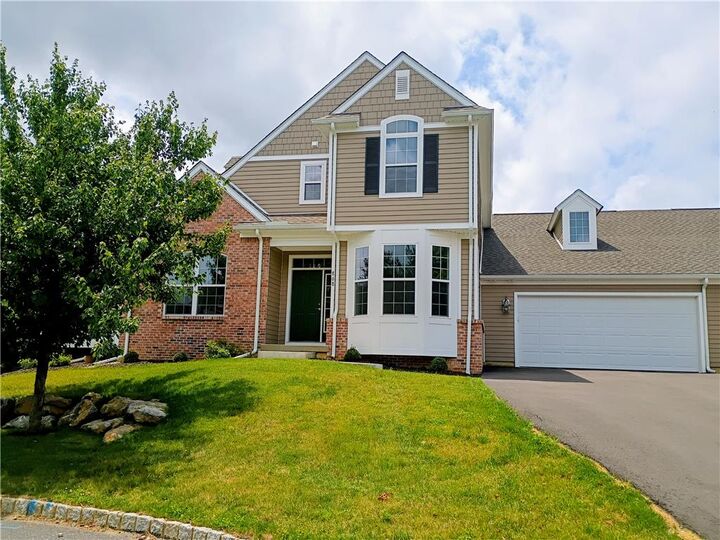 Property Photo:  868 Veneto Court  PA 18040 