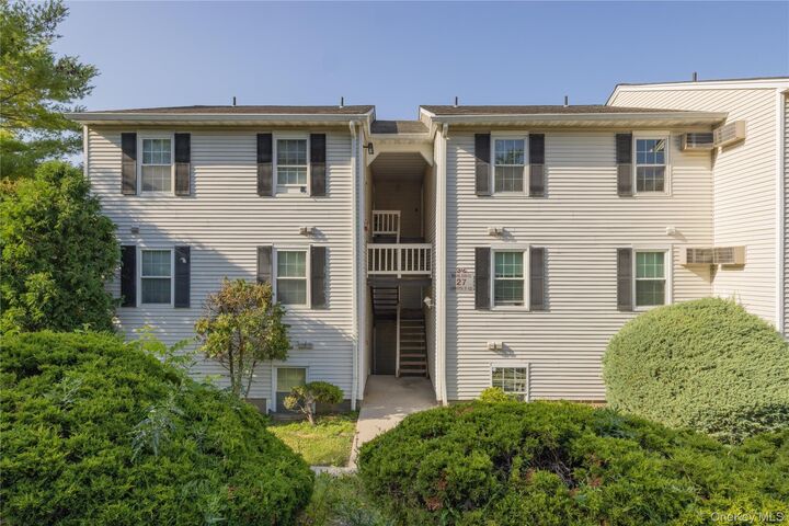 Property Photo: 27 Lexington Hill 8 NY 10926