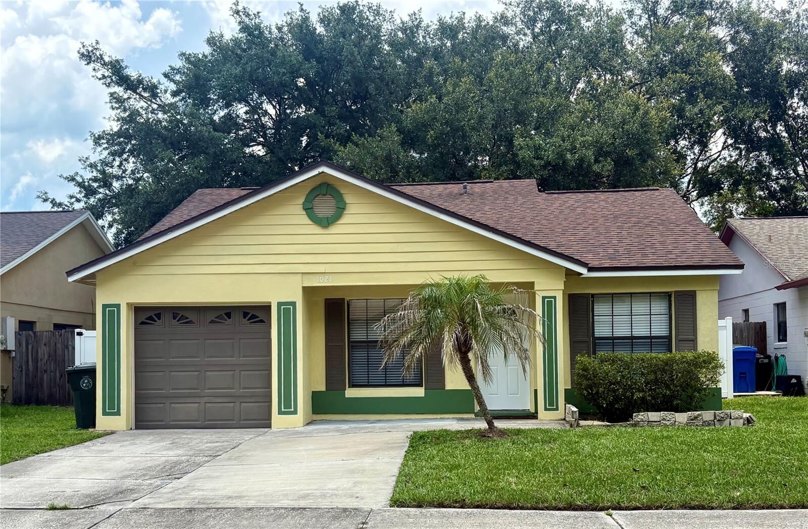 Property Photo: 1021 Alpug Avenue FL 32765