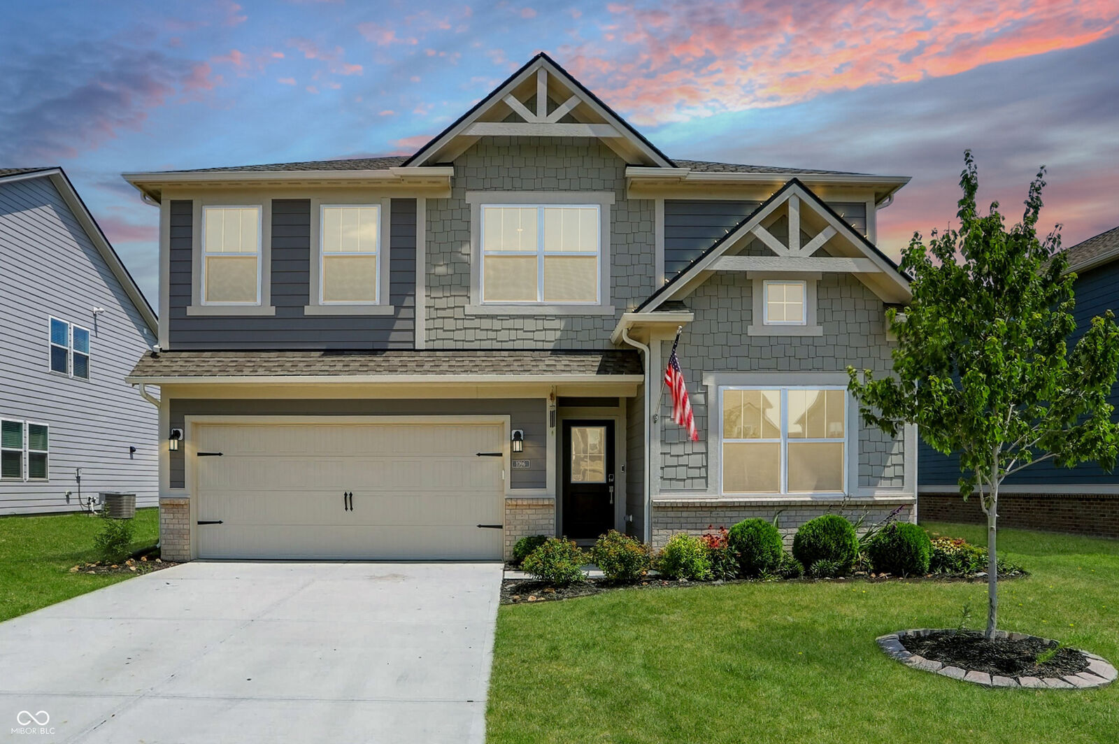Property Photo: 1096 Sunderland Drive IN 46143