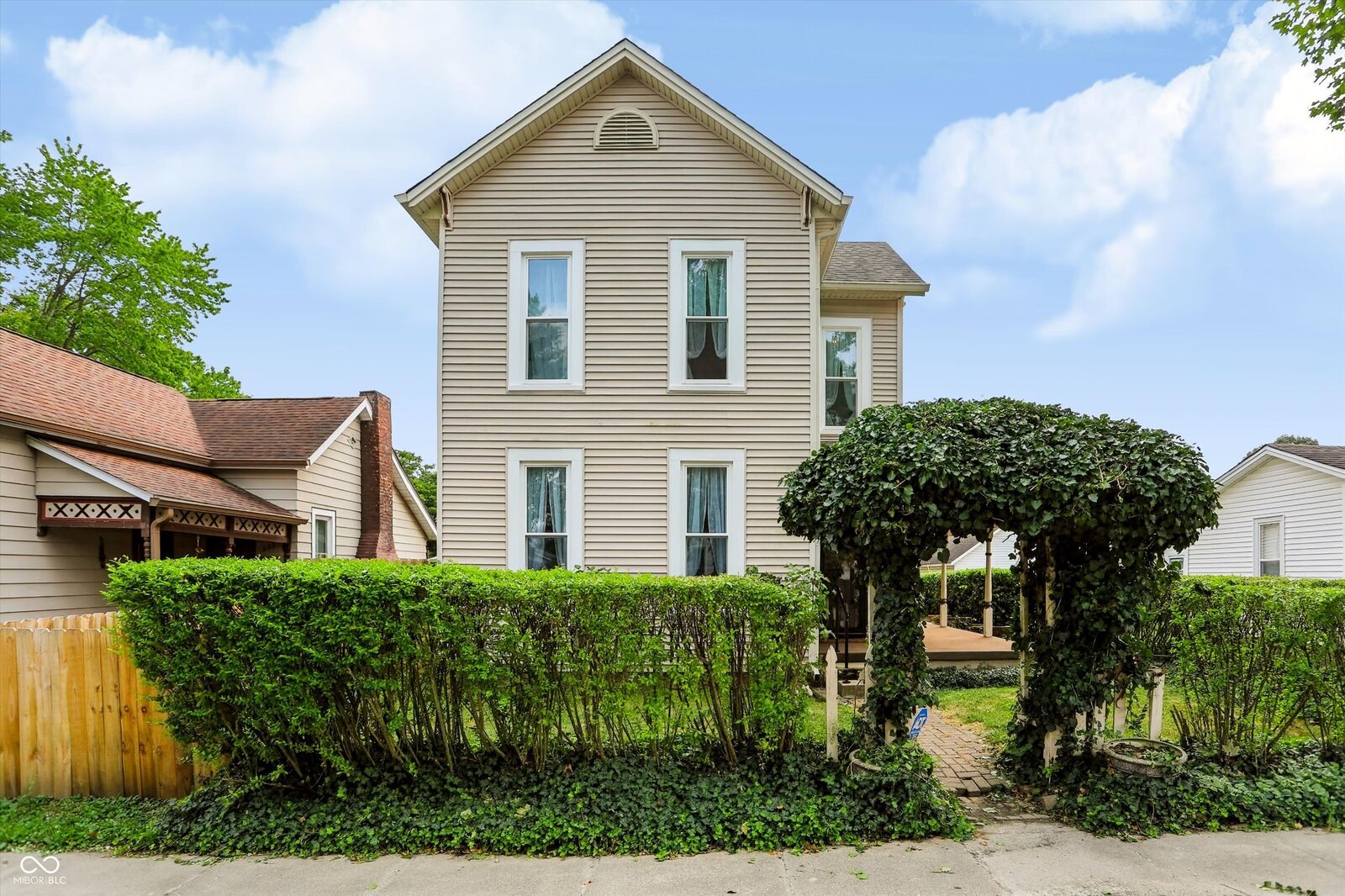 Property Photo:  551 E Adams Street  IN 46131 