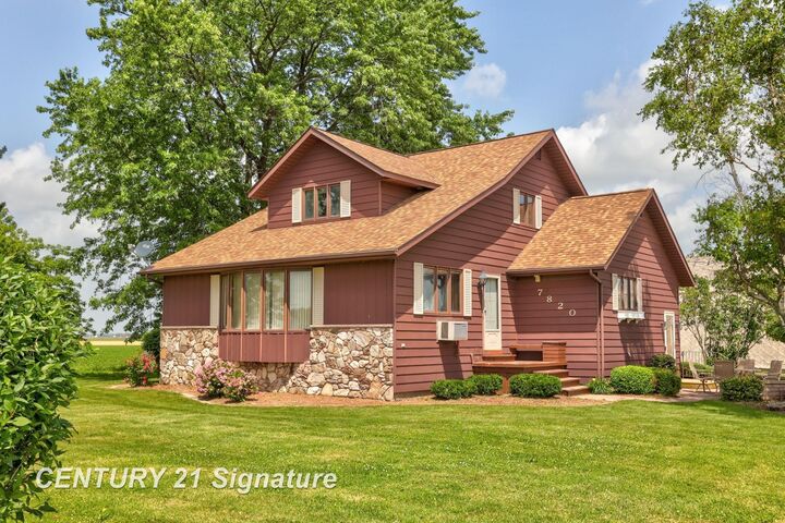 Property Photo:  7820 W Darbee Road  MI 48733 