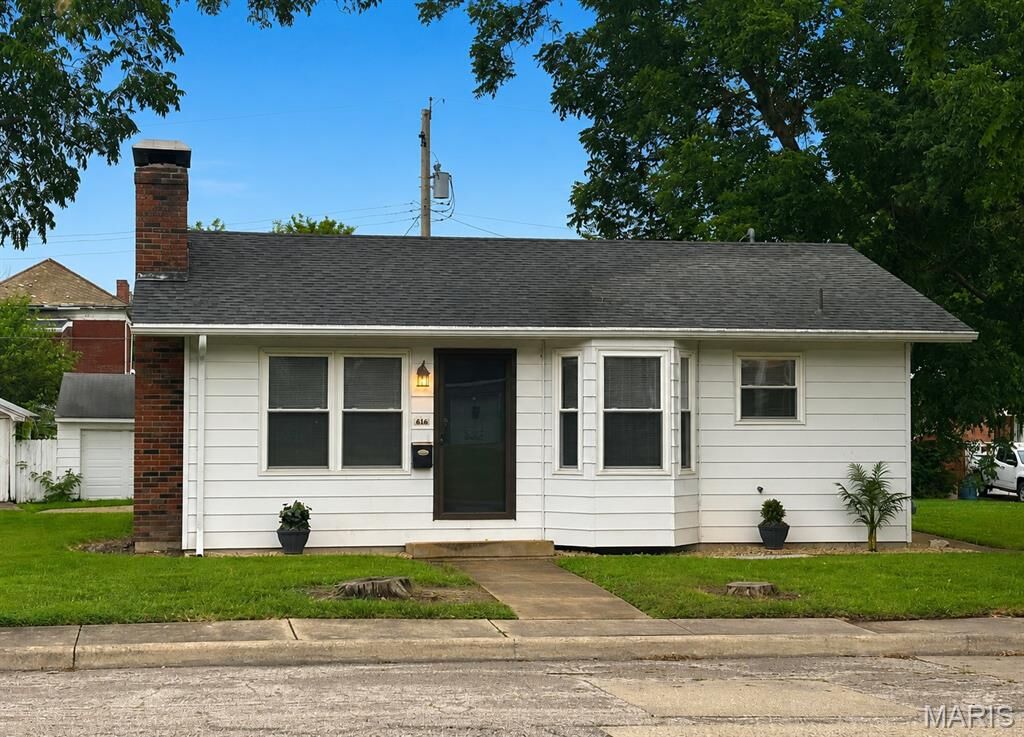 Property Photo:  316 N Church Street  IL 62220 
