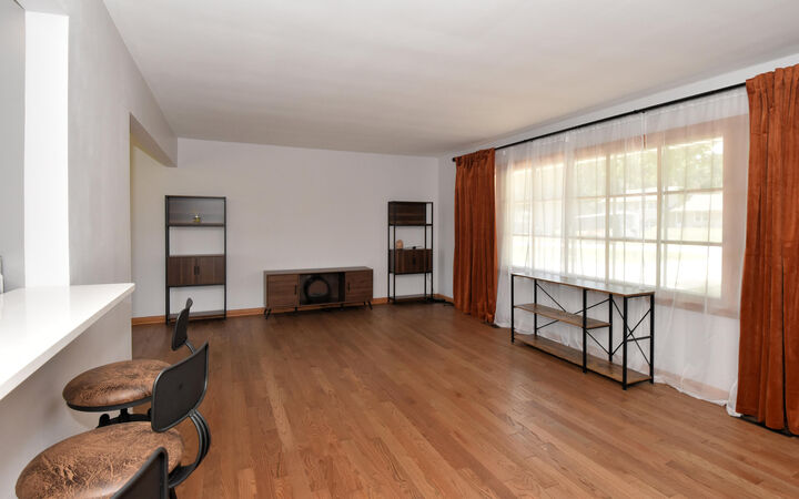 Property Photo:  1840 Alverno Dr  WI 53005 