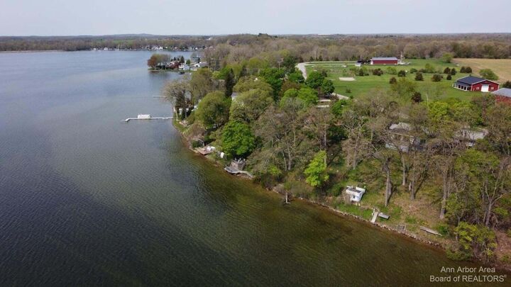 Property Photo:  1827 Wamplers Heights Drive  MI 49230 