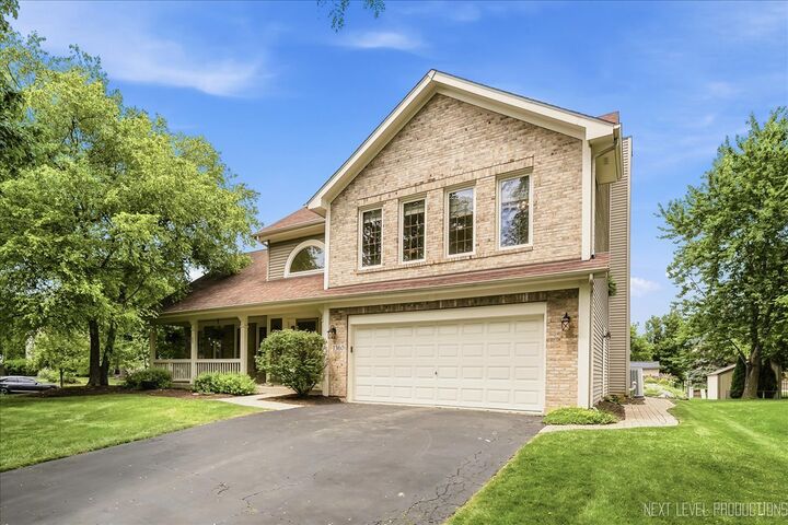 Property Photo: 1360 Farmstead Lane IL 60490