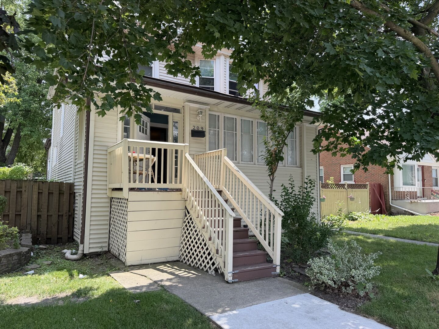 Property Photo: 209 S 19th Avenue IL 60153