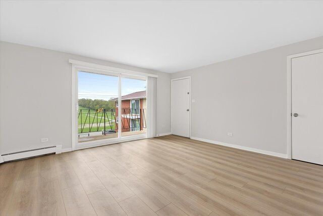 Property Photo:  14121 S Stewart Avenue 3B  IL 60827 