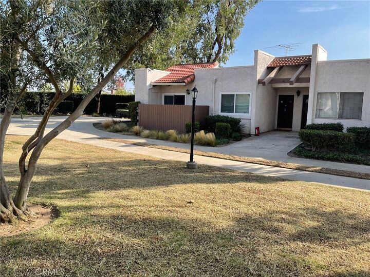 Property Photo:  17572 Vandenberg Lane 01  CA 92780 