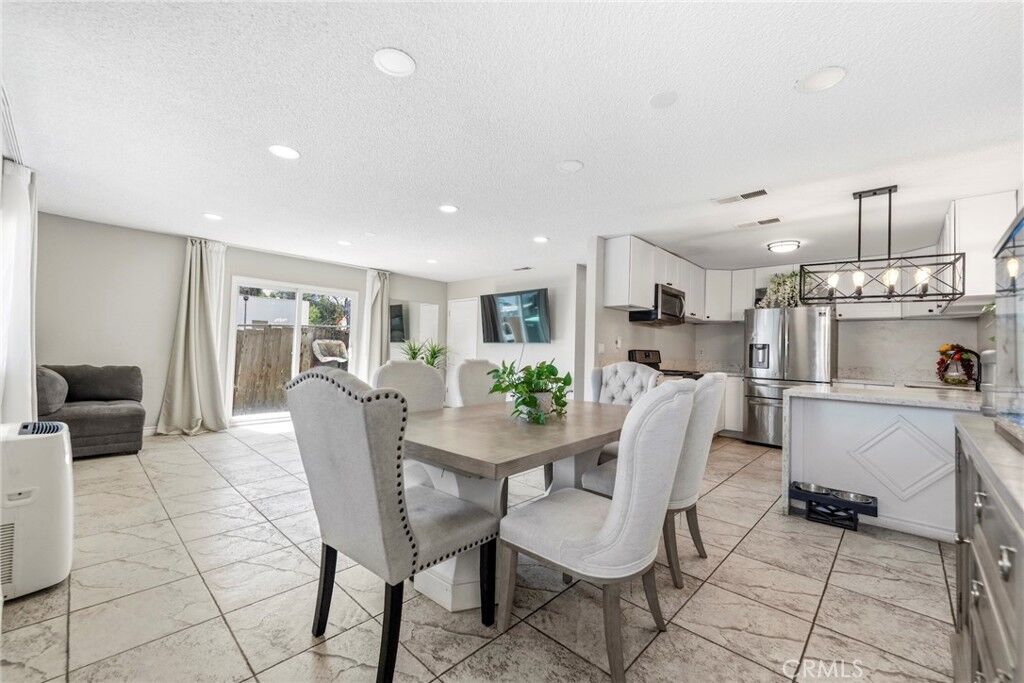 Property Photo:  961 Park  CA 92530 