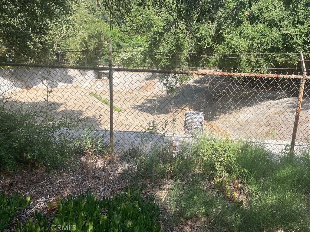 Property Photo: 2451 Nalin Dr CA 90077