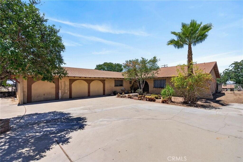 Property Photo:  4100 Crestview Drive  CA 92860 