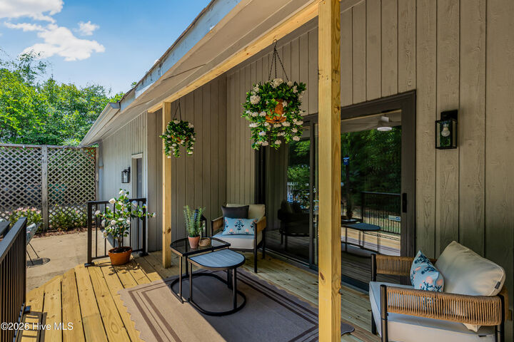 Property Photo:  720 Diamondhead Drive S  NC 28374 