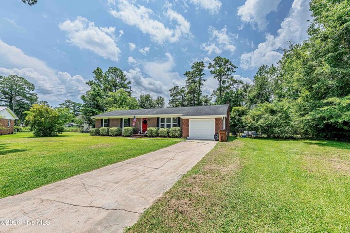 Property Photo: 32 Chapman Court NC 28540