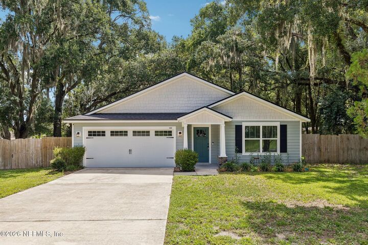 Property Photo:  1609 Derito Drive  FL 32221 