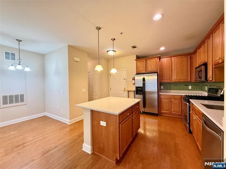 Property Photo:  2214 Ramapo Court  NJ 07457 